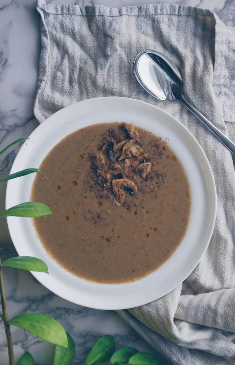 veganiška trinta grybų sriuba